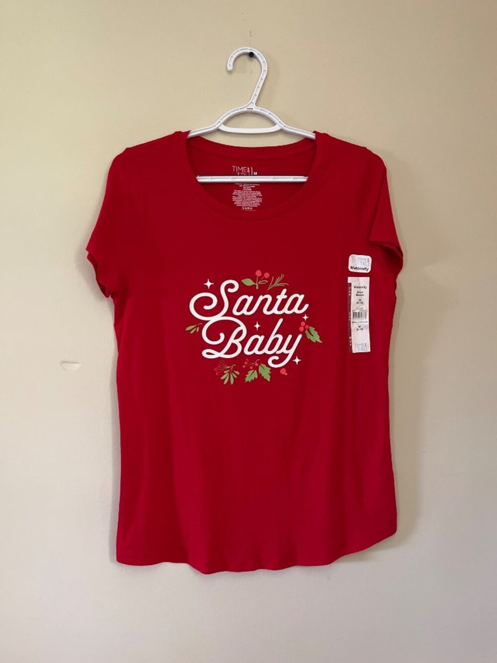 NWT Time And Tru Maternity Medium Christmas Red "Santa Baby" Short Sleeve T-Shir
